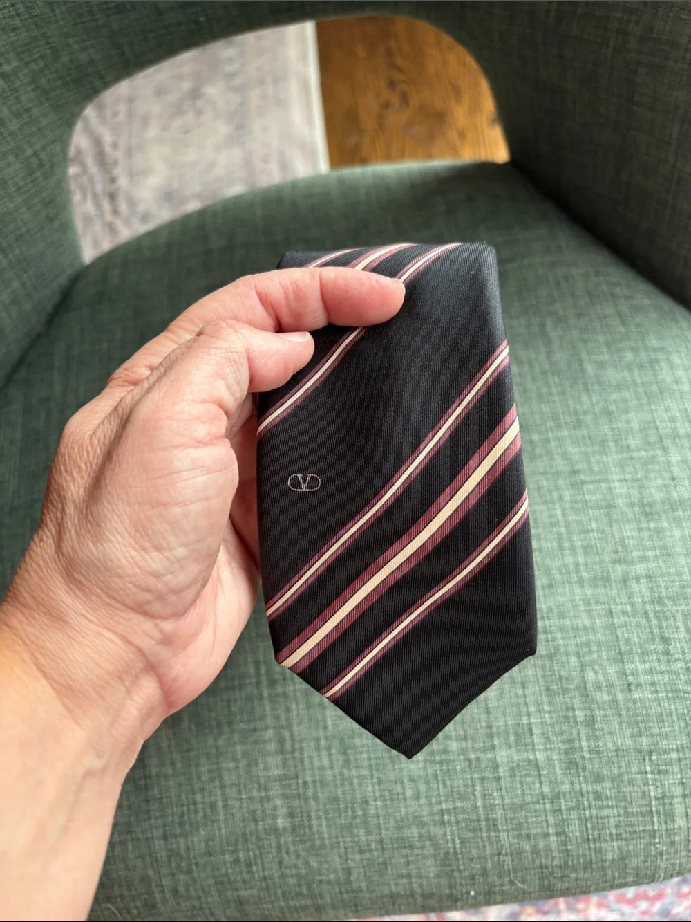 Valentino Vintage Men's 100% silk Striped Black creamTie made in Italy Classic